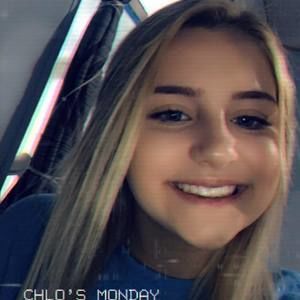 Meet your Posher, Chloe